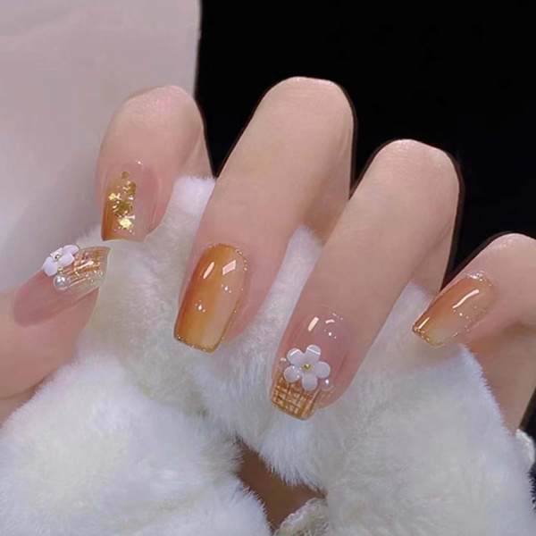 Medium Coffin Falske Negle Daisy Tryk på Negle Gradient Negle Tips Akryl Søde Glitter Falske Negle til Kvinder og Piger 24Pcs