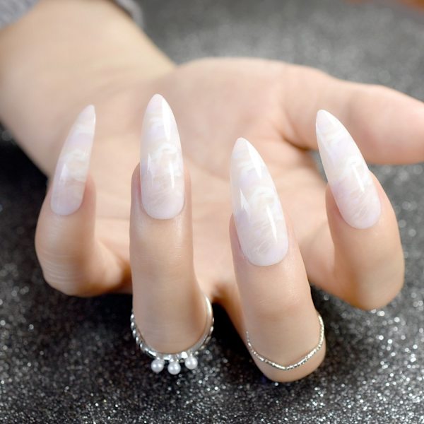 Sharp Extra Long Konstgjorda Naglar Naturlig Marmordesign Kit Färdiga Nagelkonsttoppar DIY Falska Faux Ongles för Damdekoration Z750