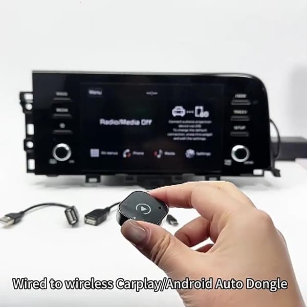 2-in-1 langaton CarPlay & Android Auto -sovitin, plug & play, ei viivettä, kompakti musta - muuntaa langallisen langattomaksi