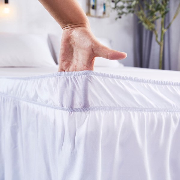 1-pack enfärgad elastiskt sängförkläde Mode enkel plisserad sängkjol Enkelt dubbeldust sängförkläde (180*200 cm/70,8*78,7", Vit)