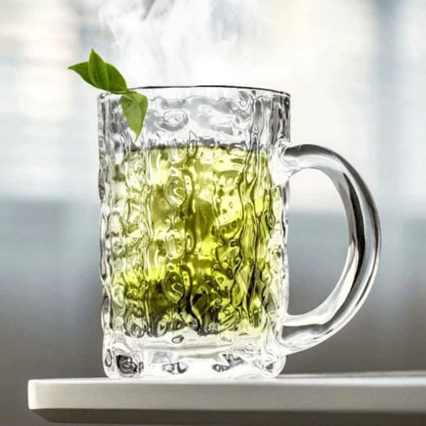 Ølkrus af glas med hank, stort tykt holdbart drikkekrus til øl, te og kaffe, klart