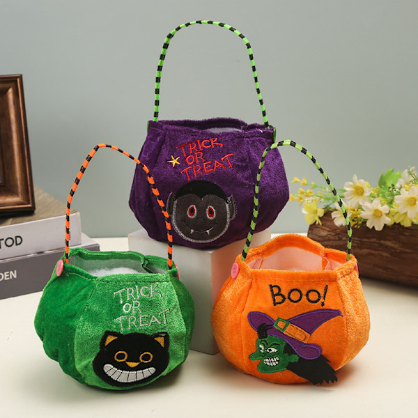 Halloween-dekorasjon for barn, bærbar rekvisitt MJ51 spøkelsesfestival gresskarbøtte godteripose Striped Button Witch