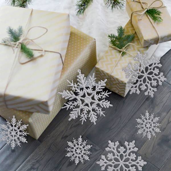 36-pakning Sølv Snøfnuggpynt - Plast Glitter Snøfnugg for Jul og Vinter