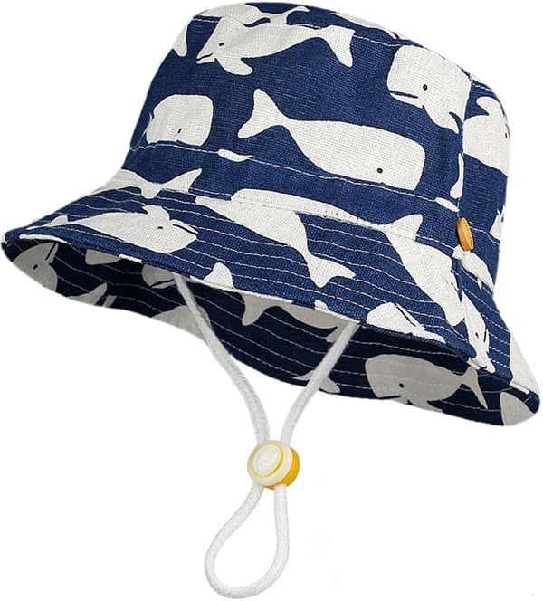 Solhatt for spedbarn, lett pustende stoff, bred brem, justerbar hakestropp, utendørsaktiviteter, marineblå hvalmønster, S 48 cm