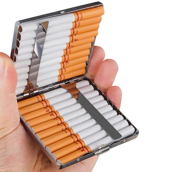 IC Dubbelöppnande metallcigarettfodral för ca 20 cigaretter, låda B