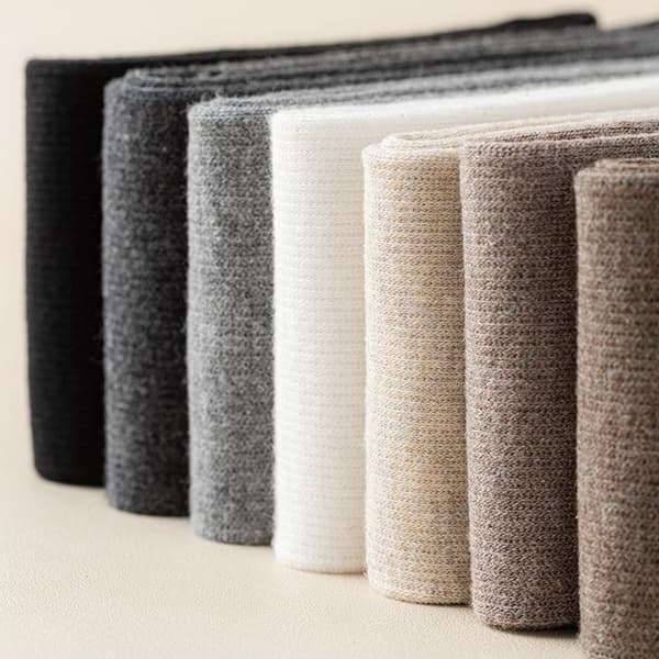 Långa damstrumpor MÖRKGRÅ 52CM 52CM mörkgrå 52cm-52cm dark grey 52cm-52cm