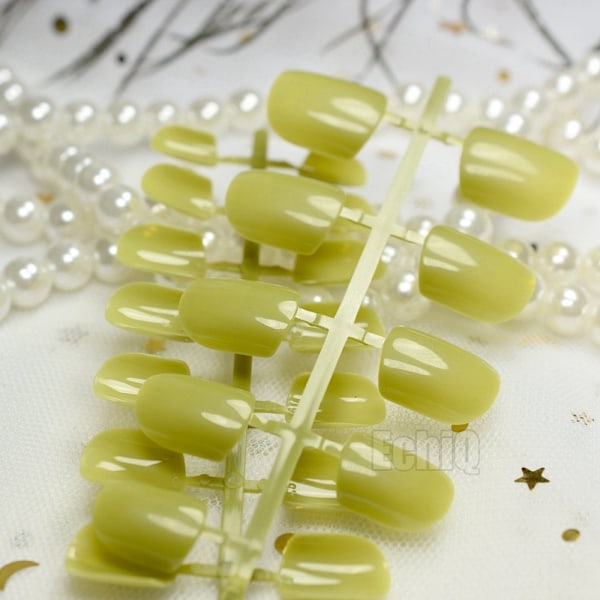 Engros korte full nail tips 10 sett Candy Pure Color Olive Green Akryl Kvinner Bruk Falske Kunstige Negler