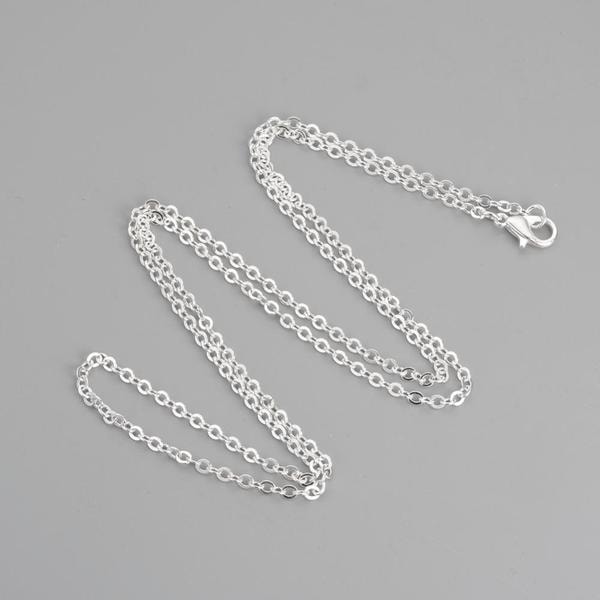 1Nickelfri Silverpläterad mässingkedja c:a 60 cm. lång