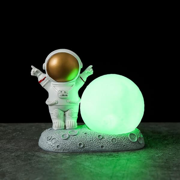Kreativ harpiks rummand natlampe astronaut model sengepynt