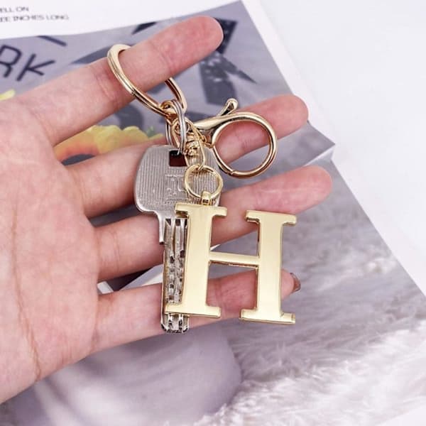 Guld Bokstav A-Z Nyckelring för Kvinnor, Väskberlock, Handväskeberlock, Metall Initial Bokstav Nyckelring C H