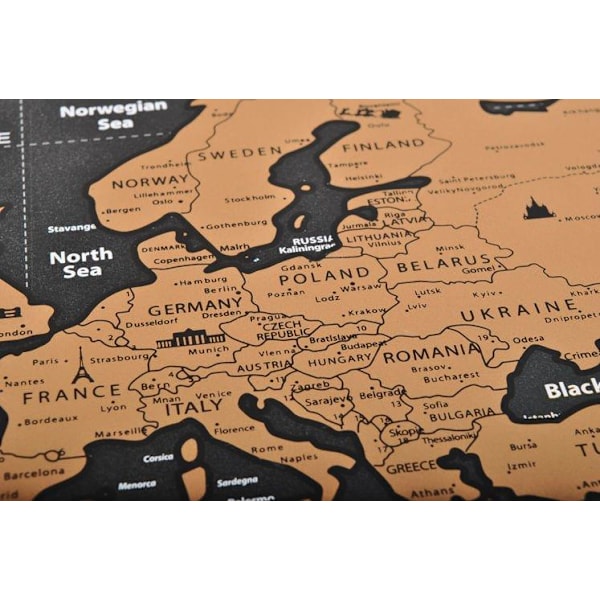 Skrapkarta Världskarta 82x59cm - med 57 tillbehör Guld