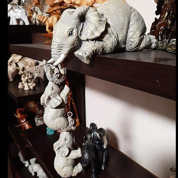 3 stk. elefant-siddende håndfigurer, hængende kantpynt til bord