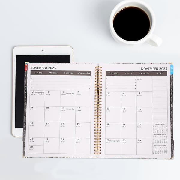Månedlig Planlægger Notesbog 2024-2026 Kalender Notesblok Dagsorden Notesbog Planlægger Dekorativ Notesblok