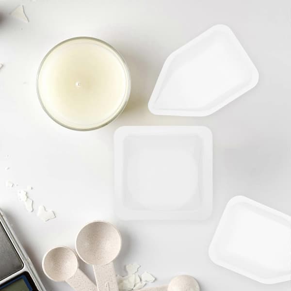 100 stk. Vejepulverplade Plastik Vejebakker Laboratorievejebåde med affasede kanter