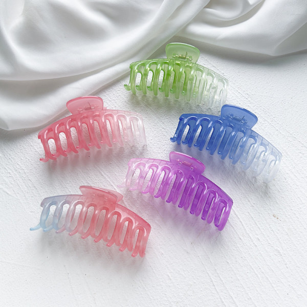 2 stk. farvegraduerede plastikclips - blå+grøn, designet