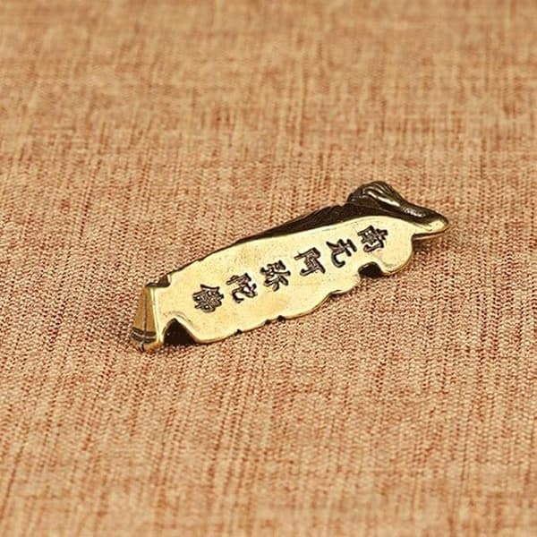 Messinki Mini Retro Nojaava Buddha-Koristepatsas Figuuri