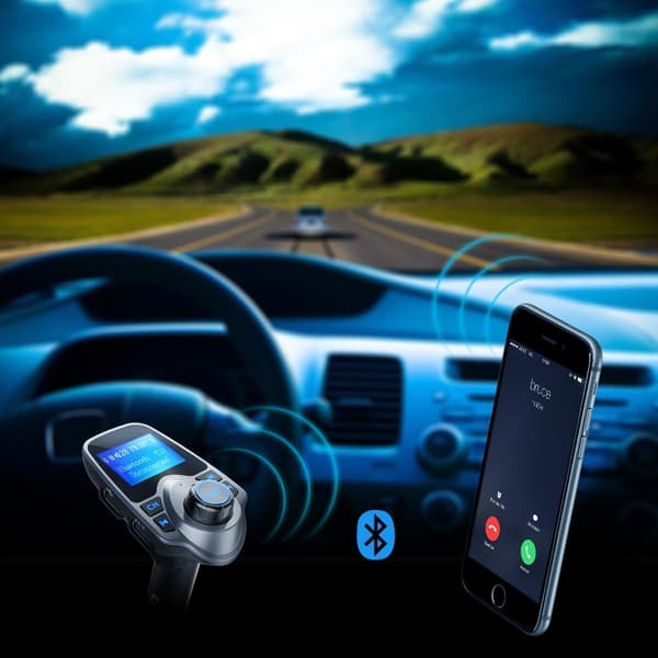 Bilens smarte underholdningssenter, FM-radiosender med bredt frekvensområde, Bluetooth-adapter for umiddelbar tilkobling, håndfri samtale