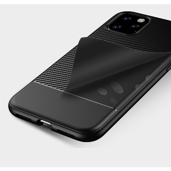 iPhone 11 Pro Max KolfiberSkal Svart