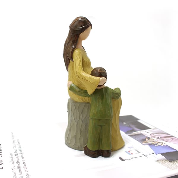 Mor og barn statue figur håndmalt utskåret figur Mor