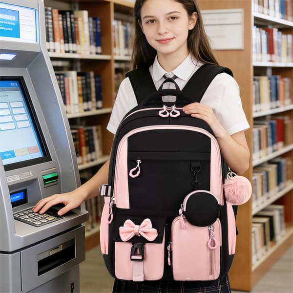 Svart och rosa rosett, flickig stil, studentryggsäck pink