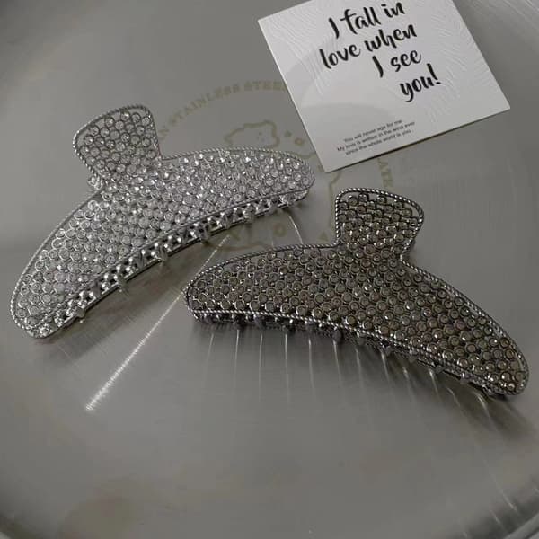 Pärlhårklämma - Silver, delikat design, hårklämma
