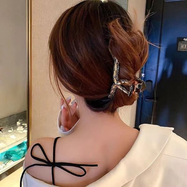 Katteklo Rhinestone Hajklemme - Sort, Dame Hårklemme til baghovedet