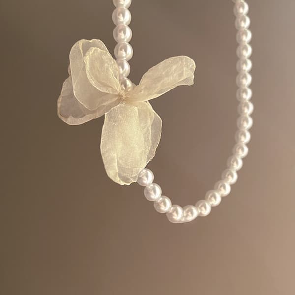 Fransk vintage perle chiffon blomsterkjede