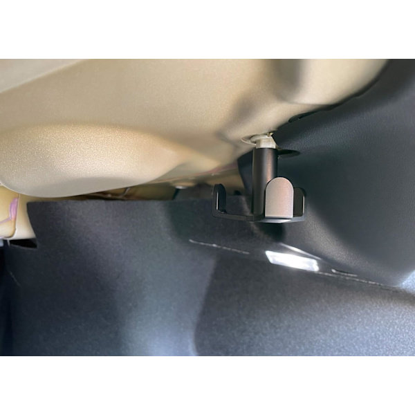 [Opgraderet version] Indkøbsposekrog i aluminium til Tesla Model 3 201