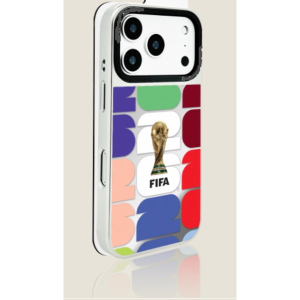 Blødt etui med VM-tema til iPhone 15 Plus (sølvkanter)