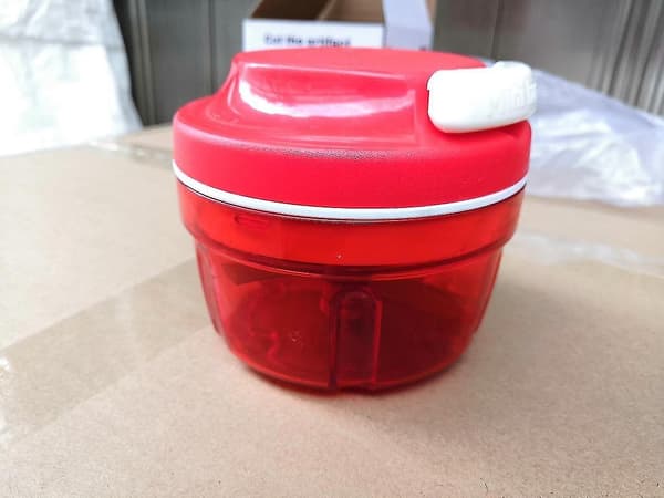 Tupperware Chef Turbo-Chef punainen D158 silppuri Speedy Boy sipulinleikkuri 27357