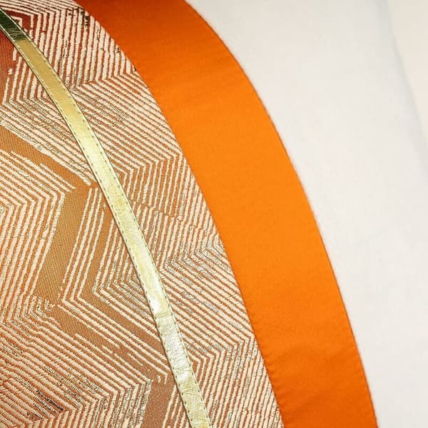 Artistic Home Accents, Orange Vit Geometrisk Randig Guld Läder Patchwork Sammet Lumbar Prydnadskudde Överdrag, Elegant Dekorativt Kuddfodral För