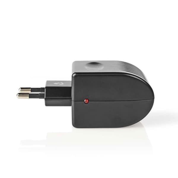 Nedis Spændingsomformer 220V - 12V