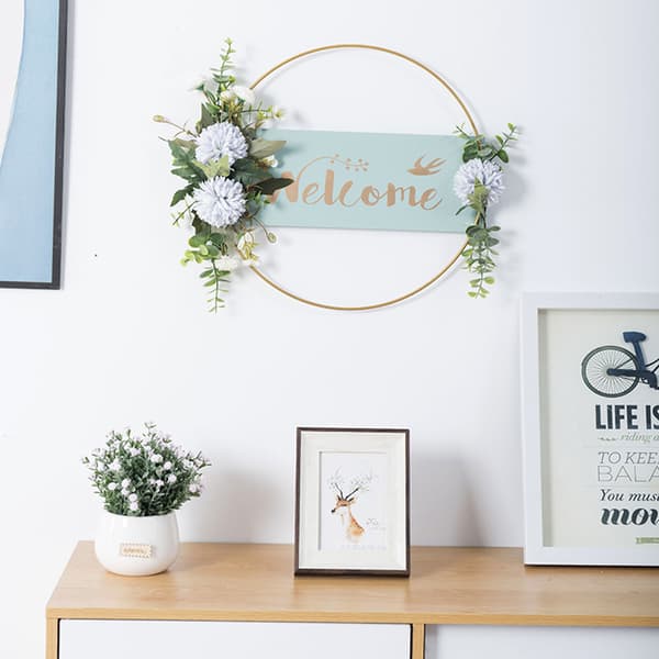 Kunstig blomsterkrans, vårkrans, metallblomsterkrans for