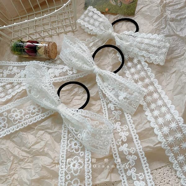 2-delt sløyfebåndsett, 3,8 cm, nr. 5 [Off-White] – Blonder til dekorasjon av gaveesker til blomsterbuketter B
