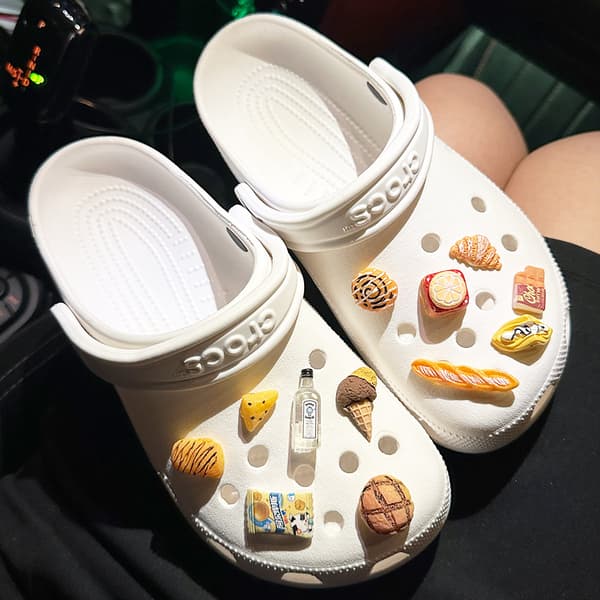 12 st Bröd Choklad Sko Tillbehör för Croc Charms för Tonåringar