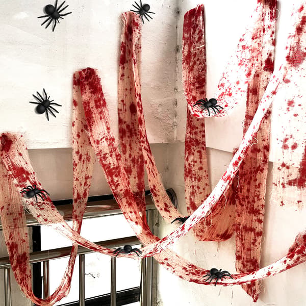 Halloween-sortiment av blodfläckad gasväv, dekorationer, 5M