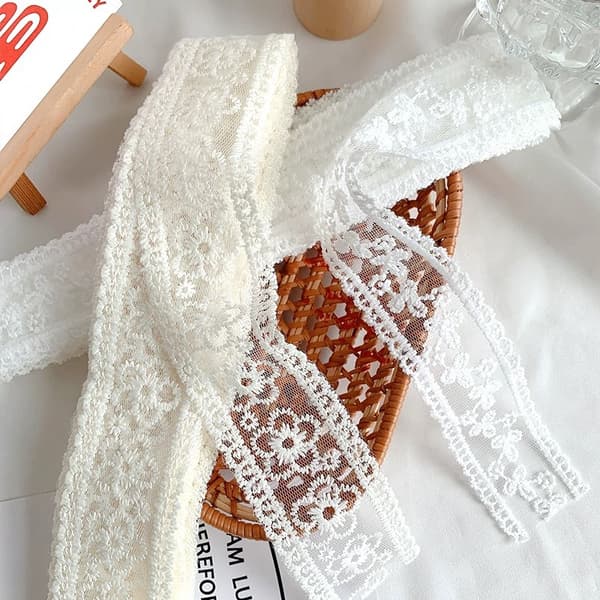 2-delat set med broderade körsbärsblomsband, 3 cm, 5 yards [Off-White] — Spets för att dekorera bukettpresentaskar E