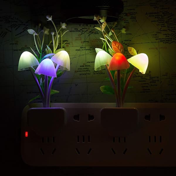 4 stk. natlamper 7 farver skiftende væglampe plug-in sensorlys