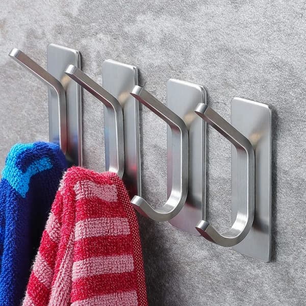 4-pack itseliimautuvia koukkuja - itseliimautuvat koukut/vaatekoukut keittiöön ja kylpyhuoneeseen