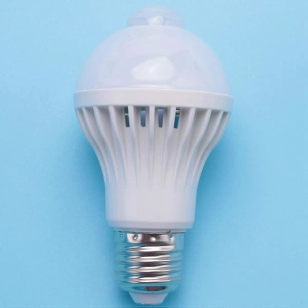 3X E27 LED-lampe med bevegelsessensor, LED PIR Bevegelsessensorlampe Globepære, 5W