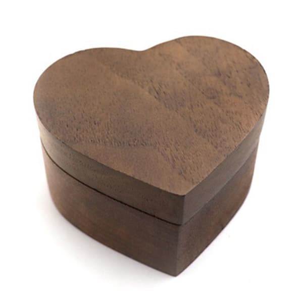 Heart-shaped Wooden Ring Box Black Soft Lining Smooth Surface Compact Size Portable Magnetic For Wedding