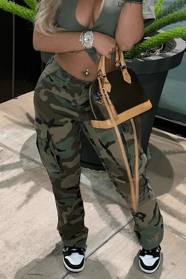 Dam Camouflage Cargo Jeans med Hög Midja - Medium Stretch, Höga Jeans med Sidfickor