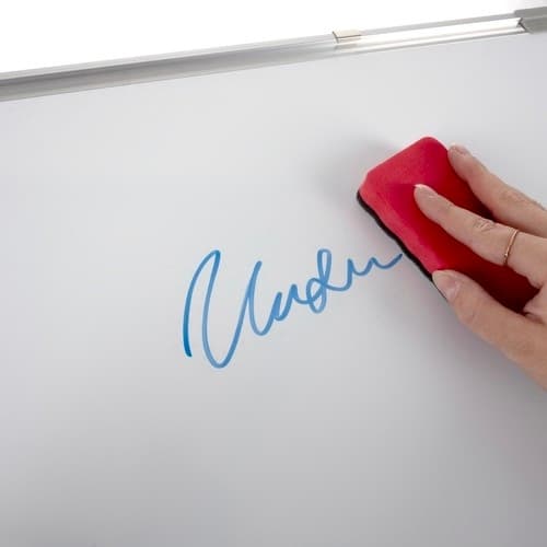 Whiteboard med tilbehør / Whiteboard - 60x90cm Hvit Vit white