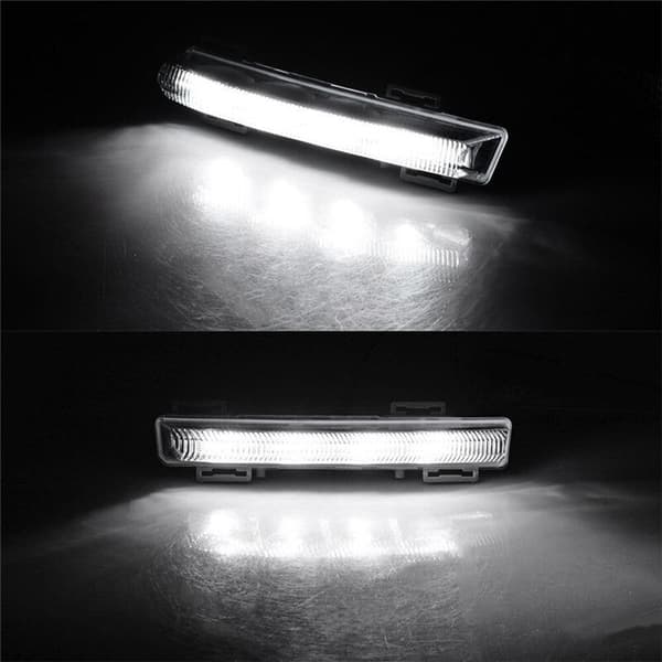 Oikea sumuvalo DRL W204 W212 C250 C280 C350 E350 2007-2014