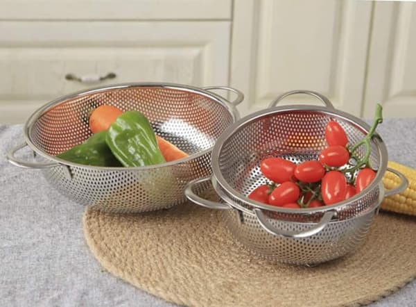 Kjøkkensil med stativ - Mikroperforert sil med håndtak - Rustfritt stål - 25,5 cm