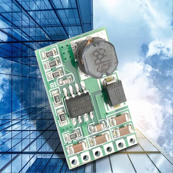 DC-DC Buck Converter Modul 4.5-27V till 3.3V 3.5A Nedtrappningsregulator