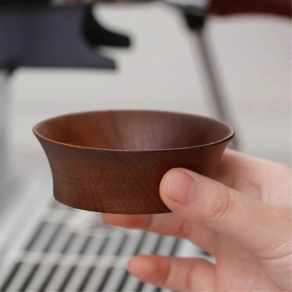Kaffedoseringsring Tratt Magnetisk 58MM Valnöt för E61 Portafilter Espresso Tillbehör