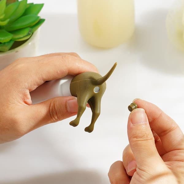Pooping Dog Butt Toothpaste Topper, Funny Dog Poops Toothpaste Tube Cap, Creative Toothpaste Dispenser