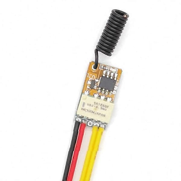 Trykknap Strømbesparende Mini Relæ Kontakt RF Trådløs Afbryder DC3.7V-12V