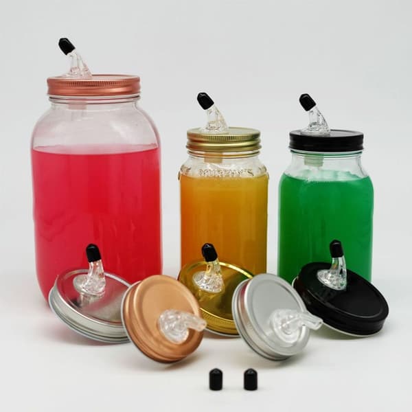 Free-flowing mason jar pourer black